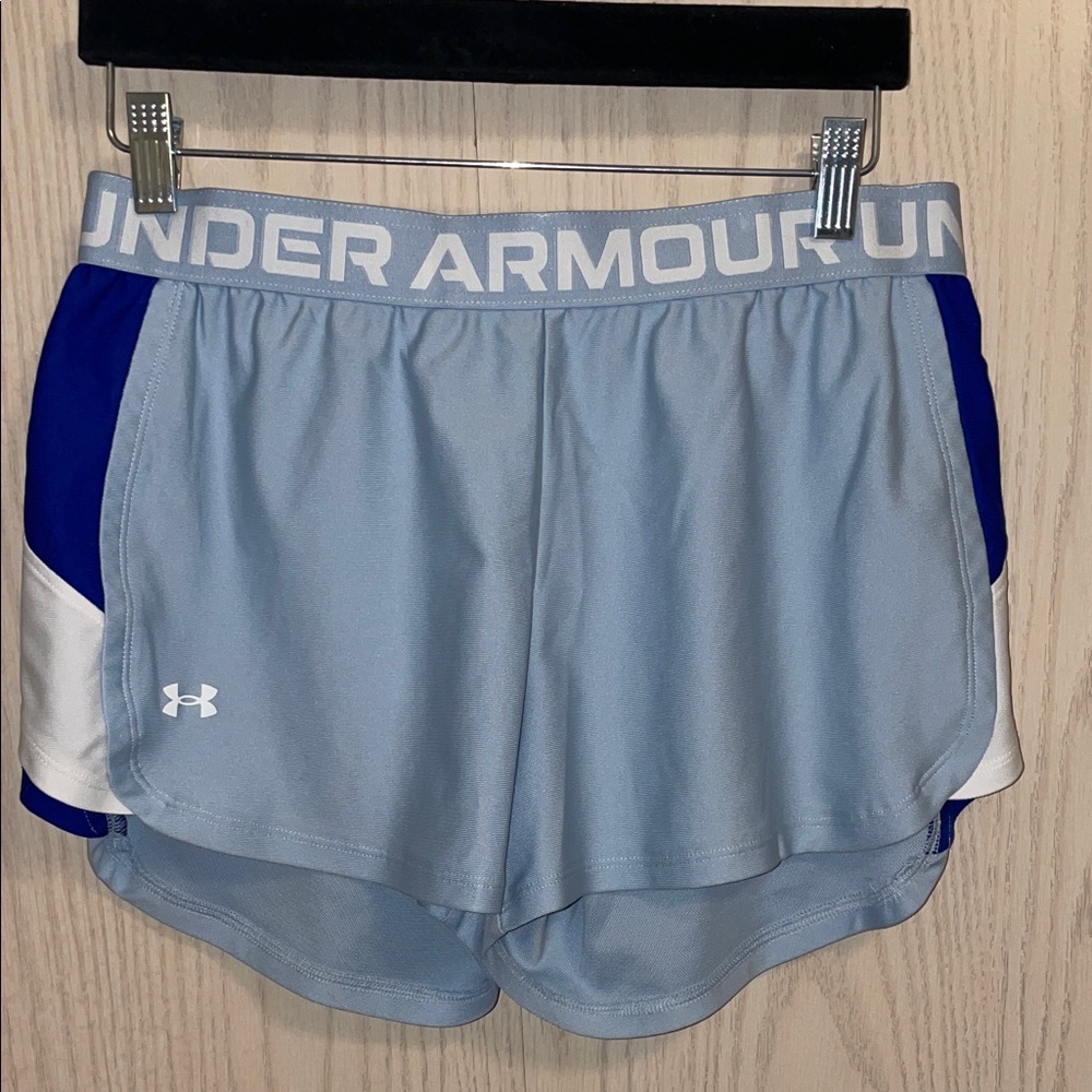 Under Armour Women's Medium Light Blue Running Athletic Loose Shorts